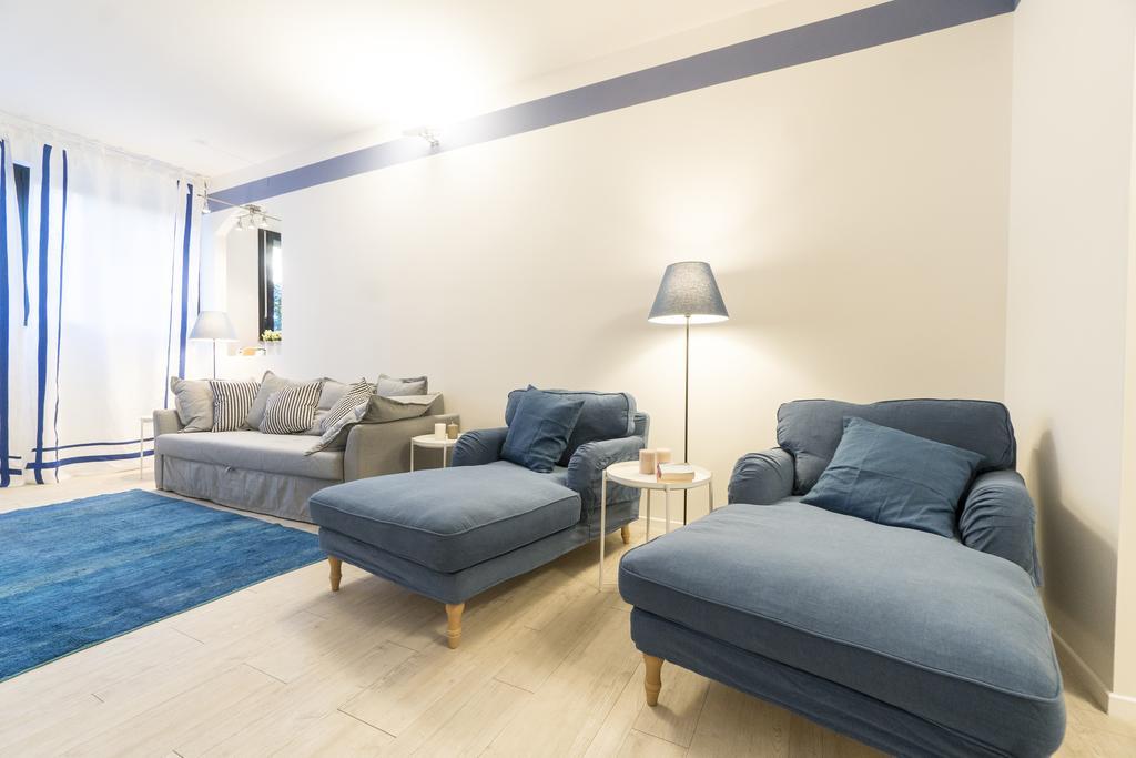 Dante Suite Private Parking Bologna Bagian luar foto